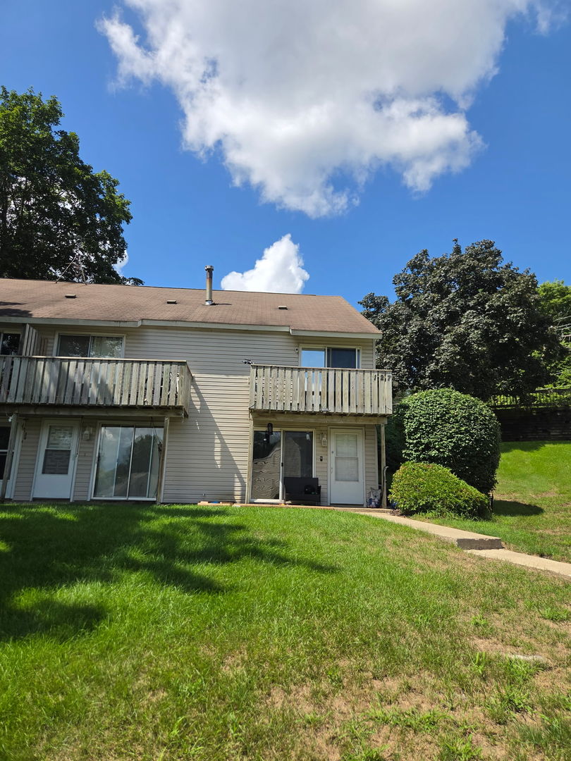 127 Forest Avenue A Property Photo 7