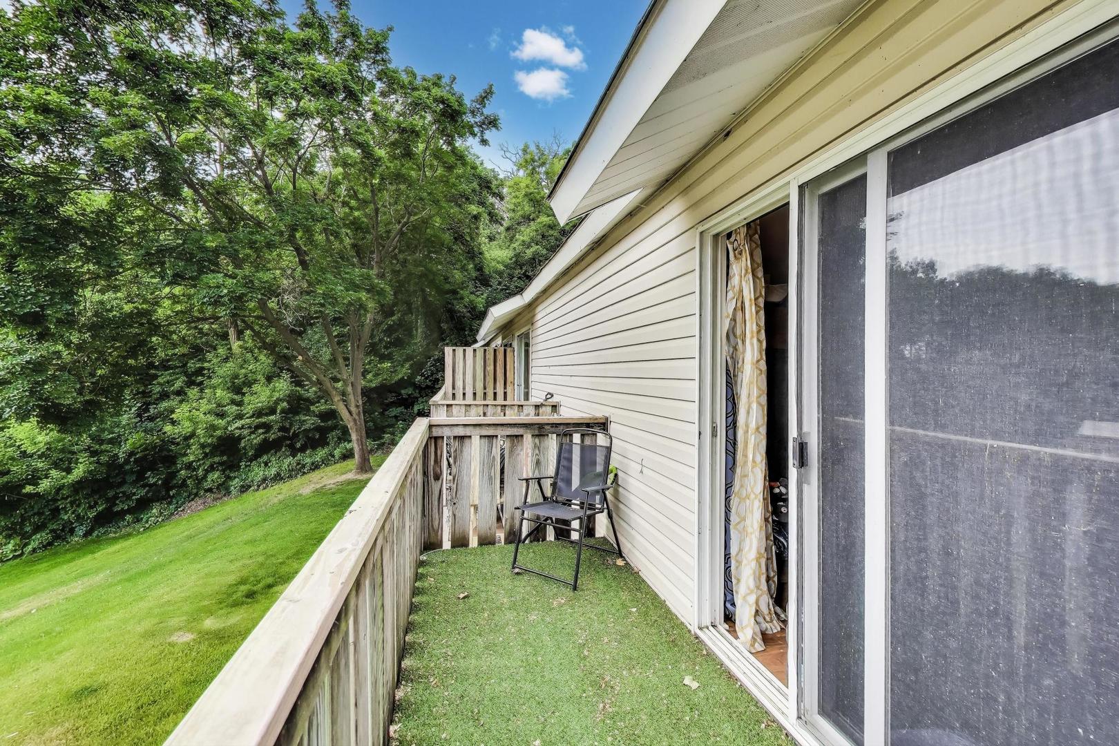 127 Forest Avenue A Property Photo 9