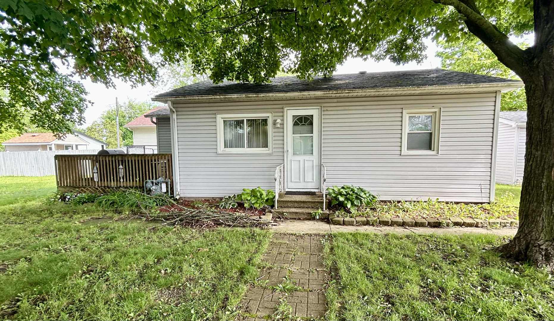 2251 Grandview Avenue Property Photo 1
