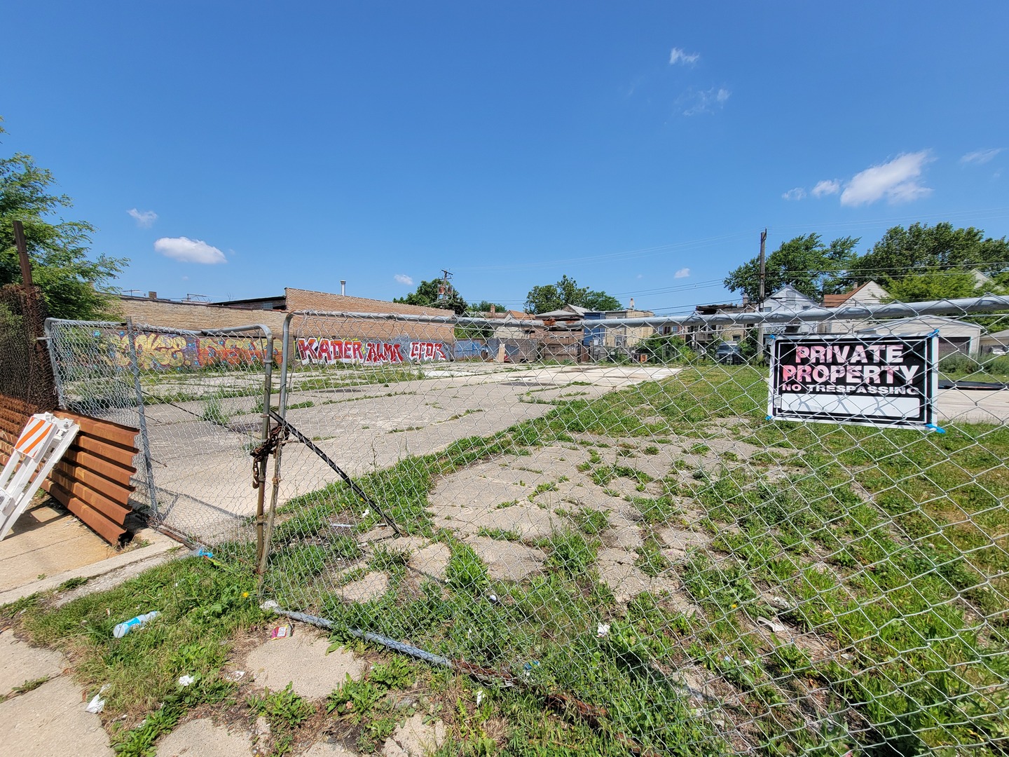 4222 W Division Street Property Photo 2