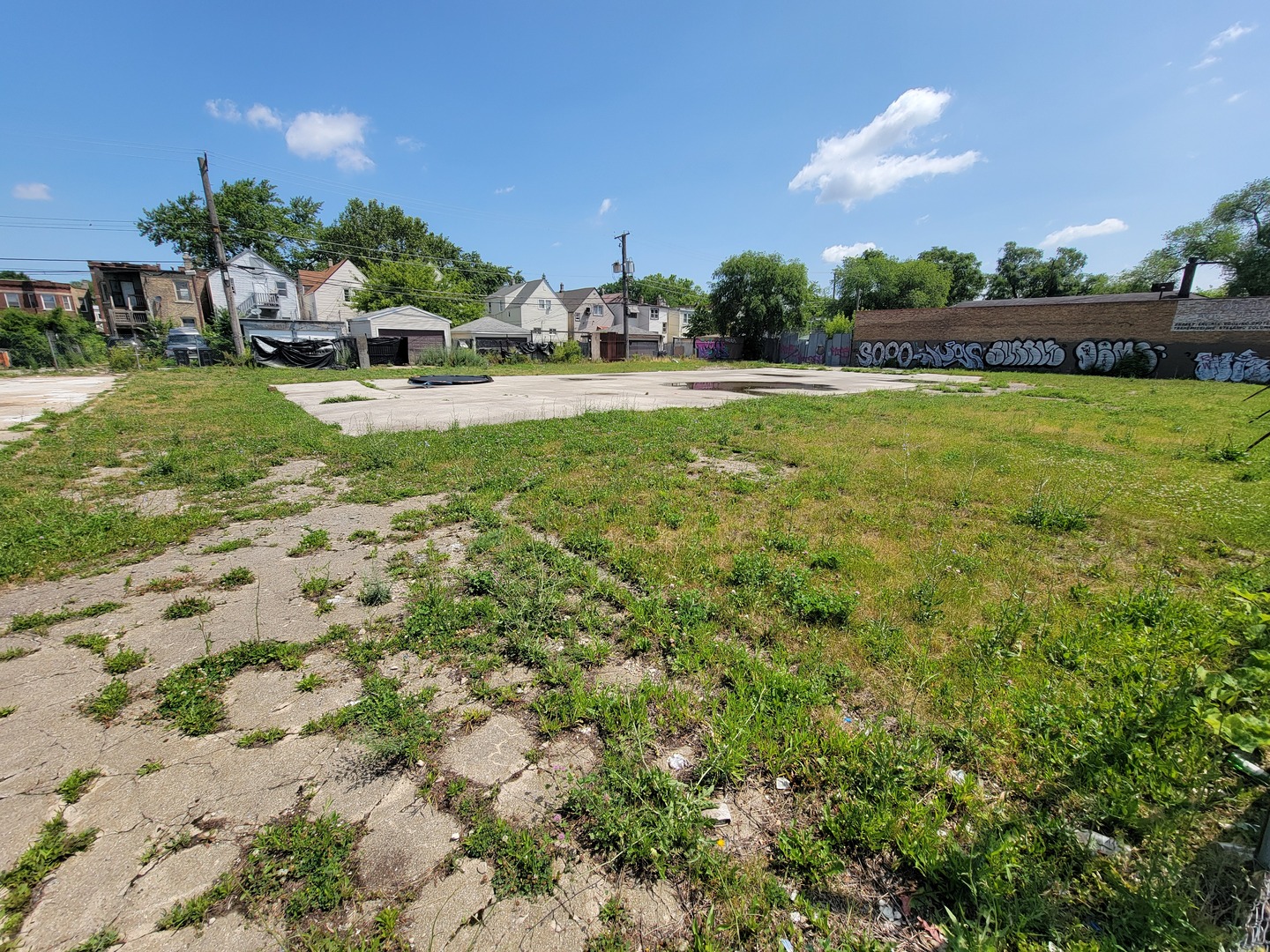 4222 W Division Street Property Photo 3