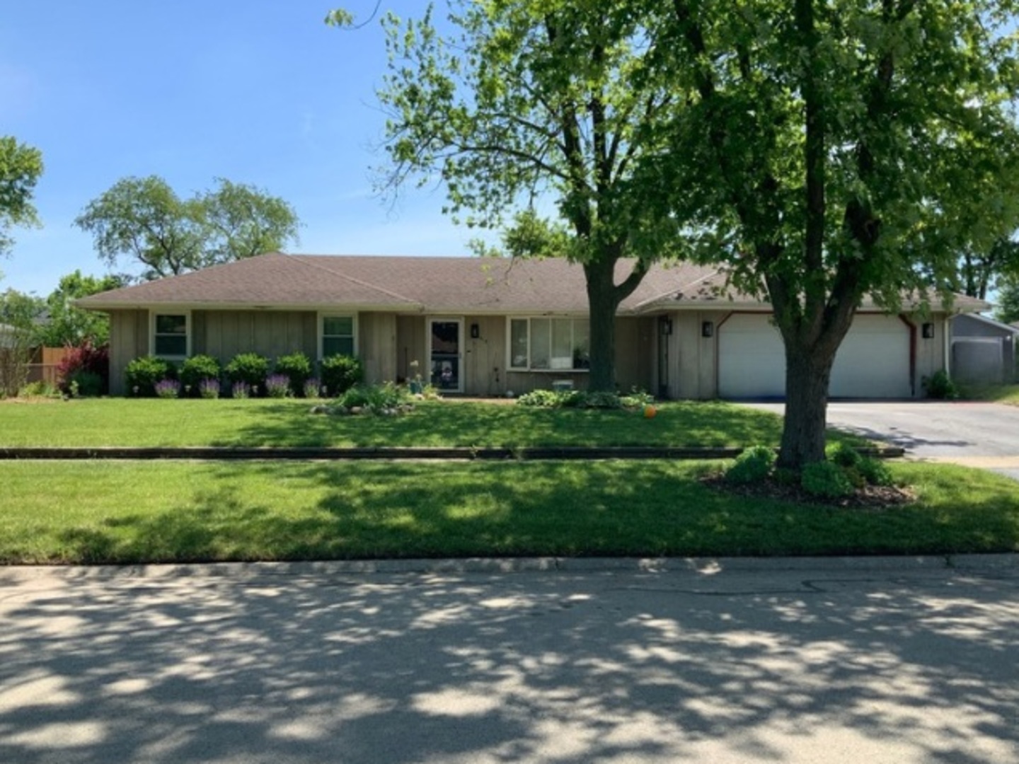 1412 Timberline Drive Property Photo 1