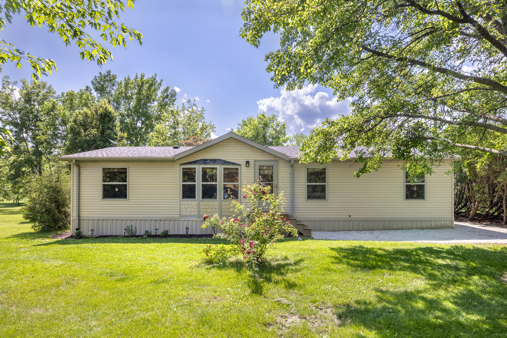 14171 N 2150 East Road Property Photo 1