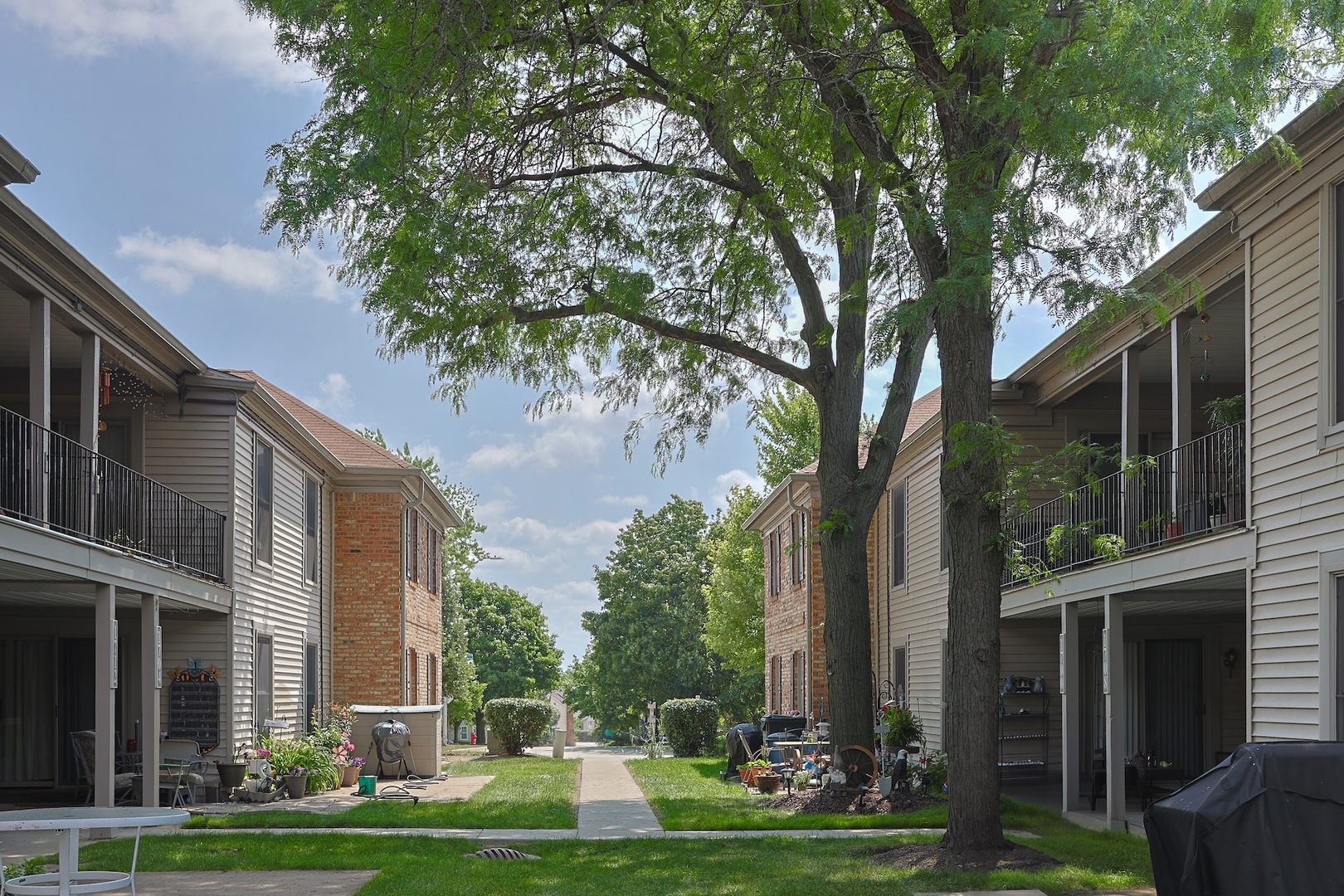 1700 Fayette Walk E Property Photo 1