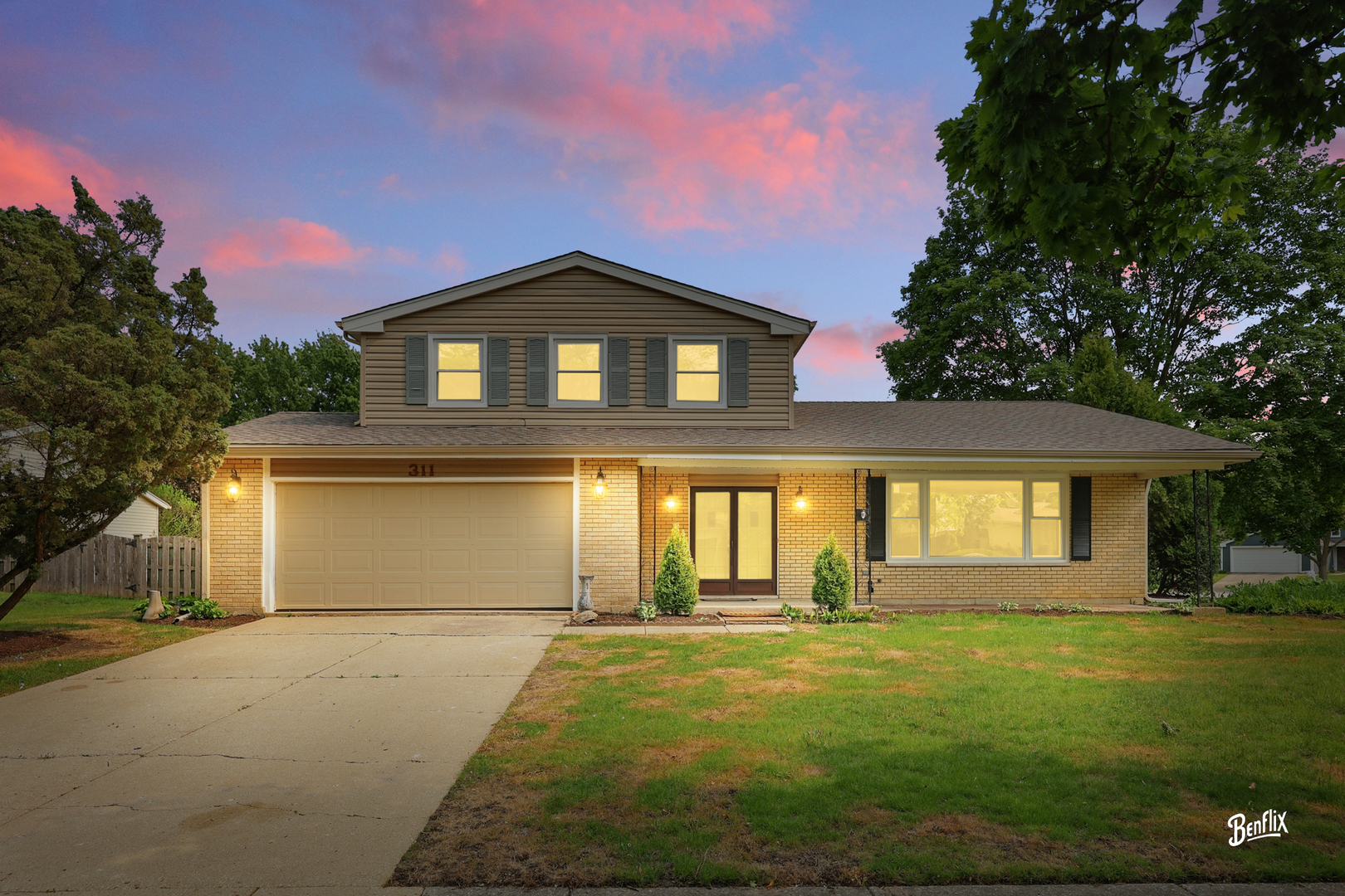 311 Greentree Parkway Property Photo 1