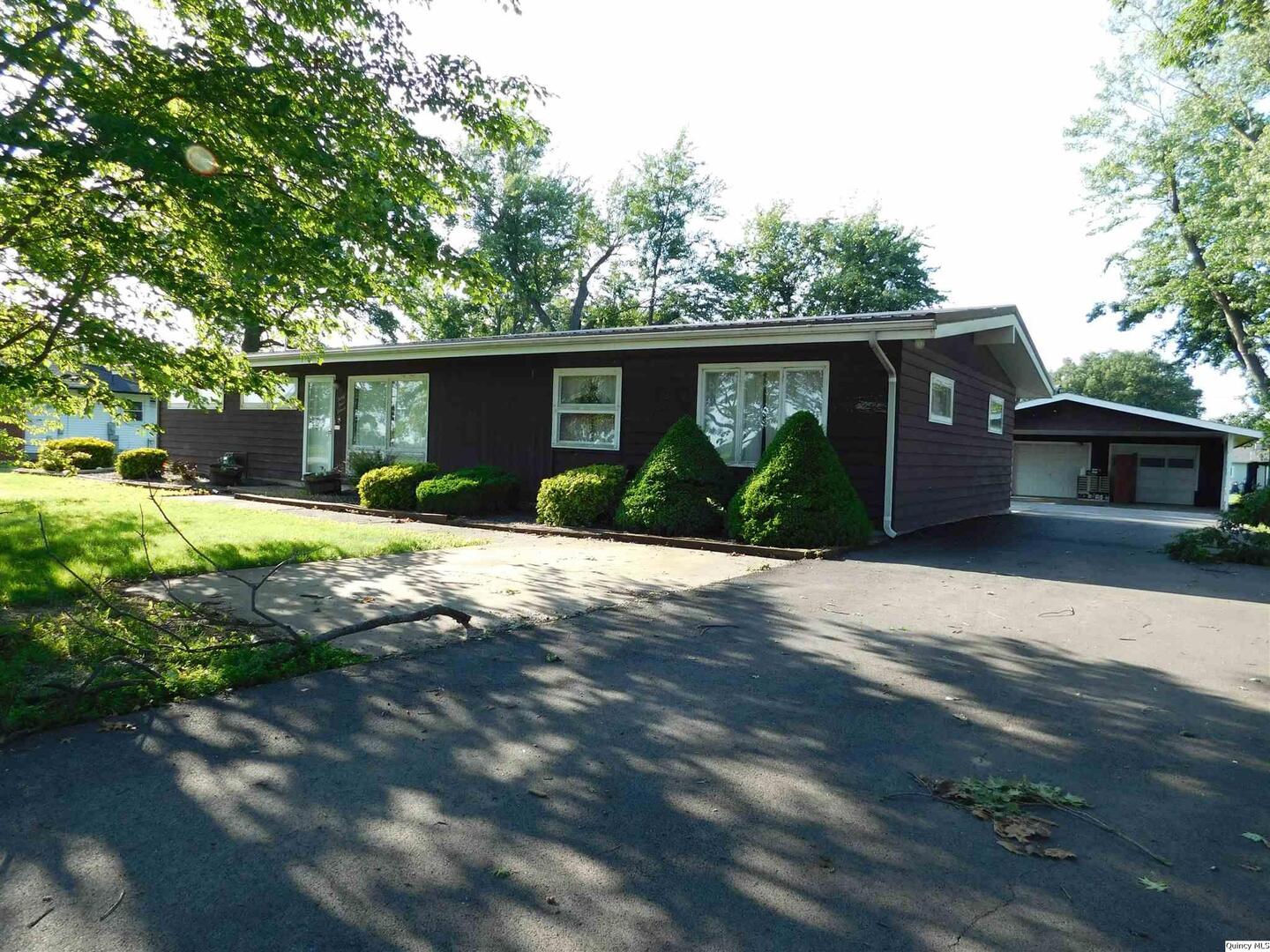 3411 Payson Road Property Photo 1