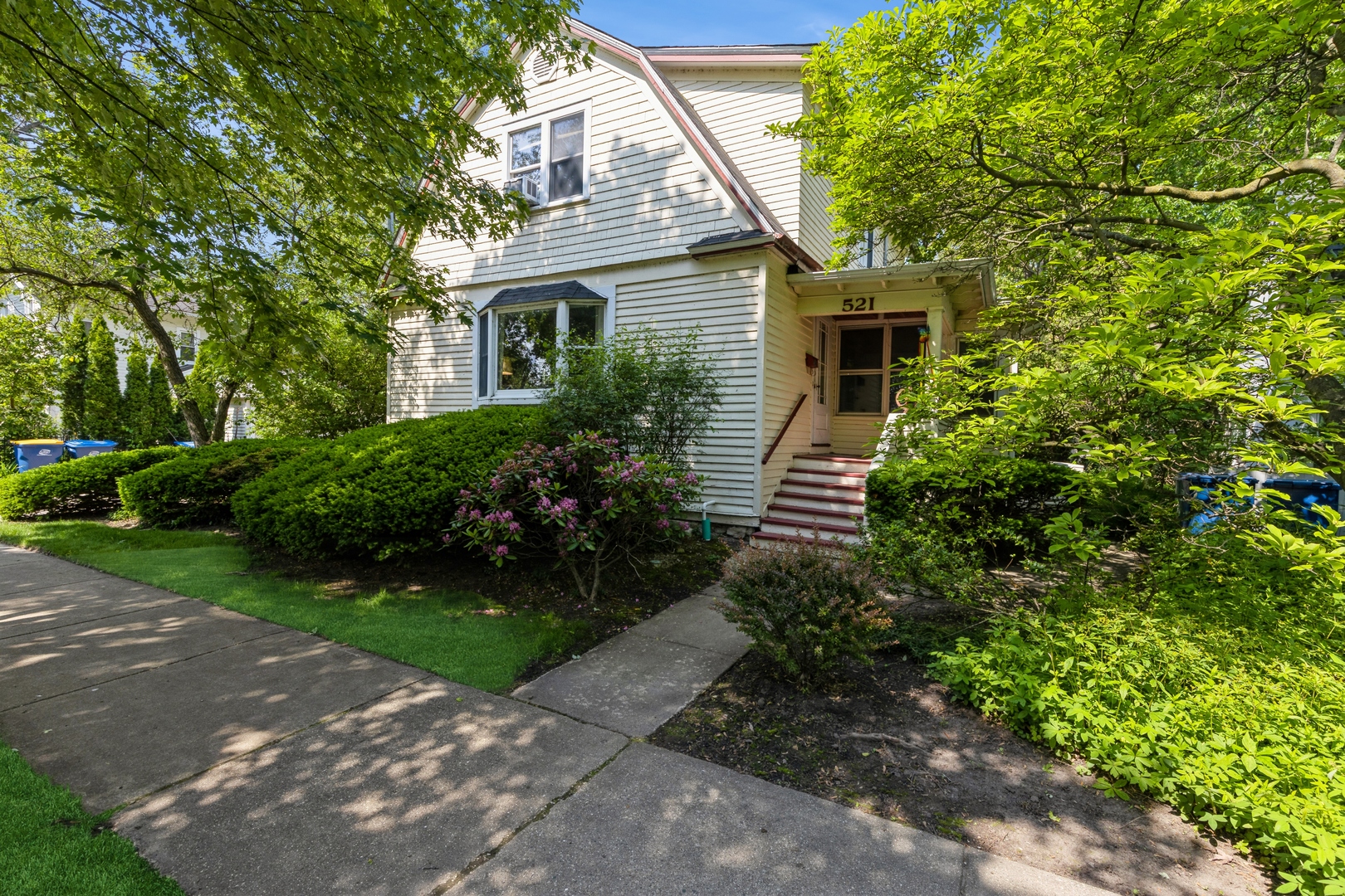 521 10th Street Property Photo 1