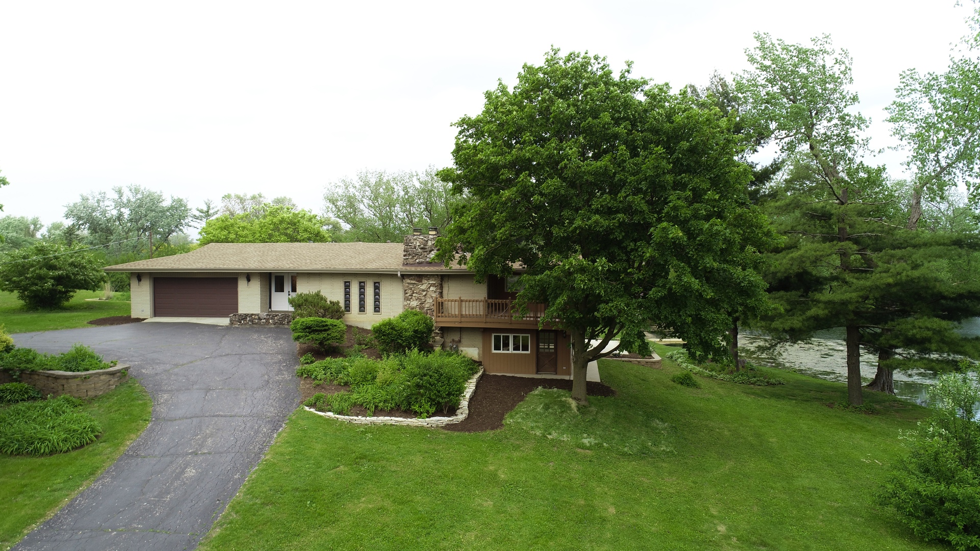 8315 Kearney Road Property Photo 1