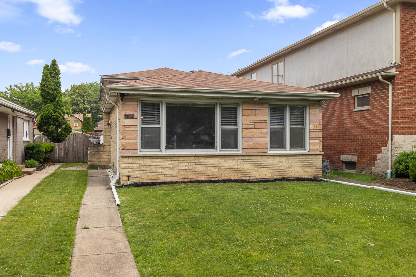 9047 Forestview Road Property Photo 1
