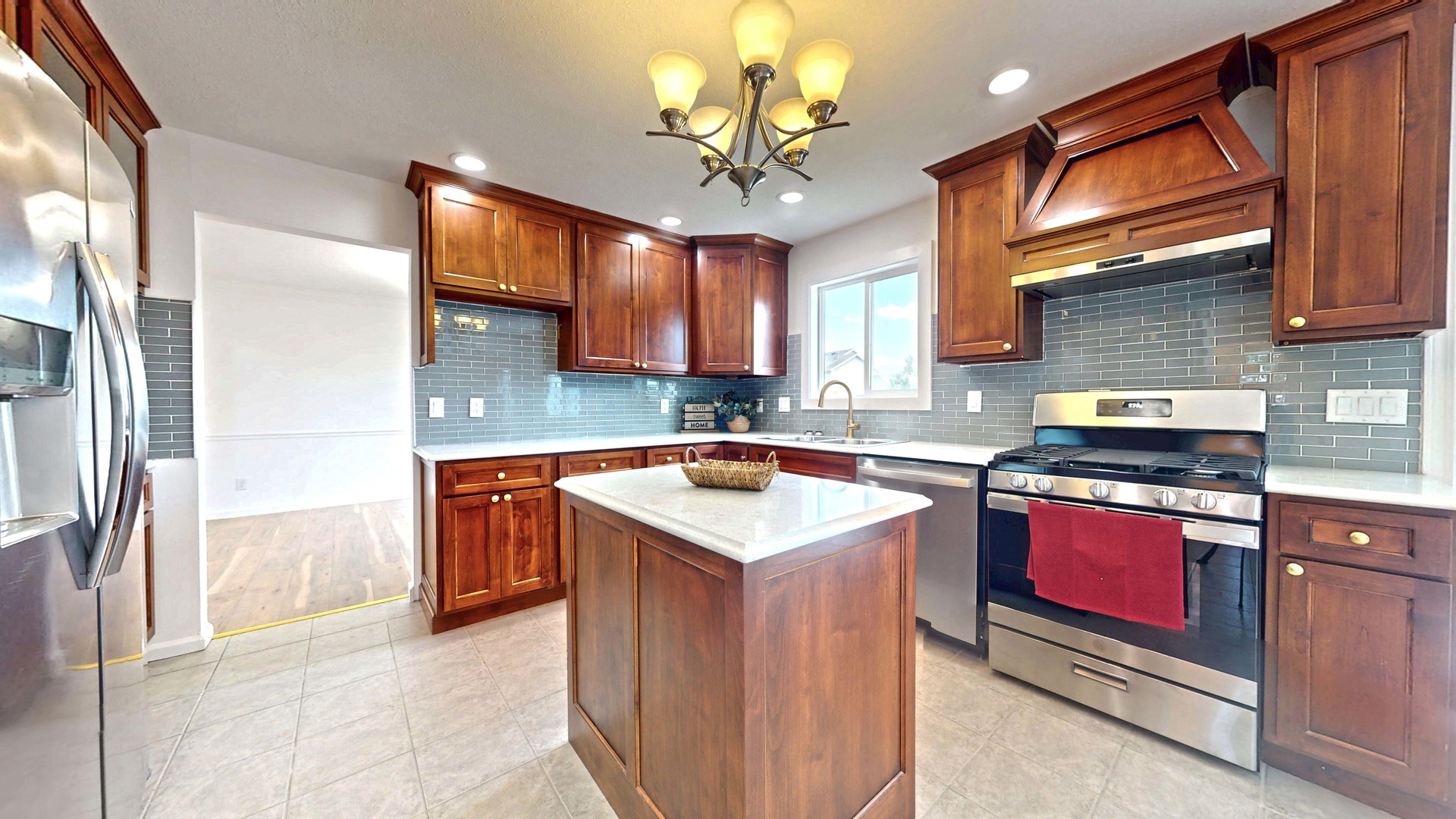 3901 Tallgrass Drive Property Photo 3