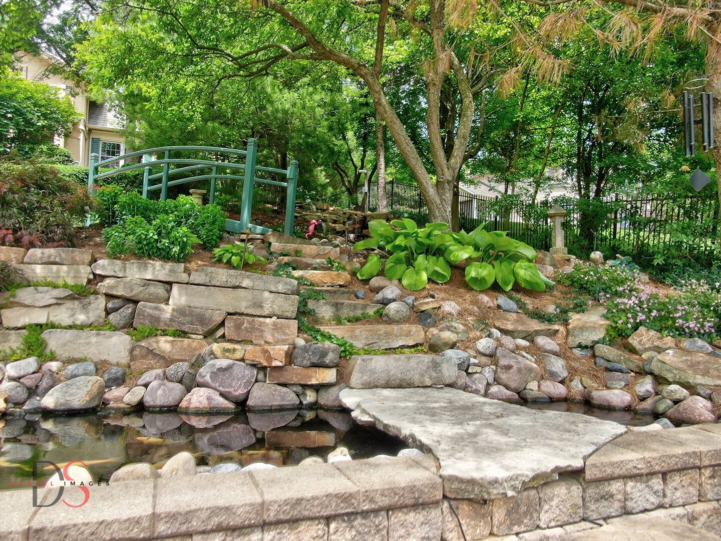 2011 Caton Road Property Photo 9