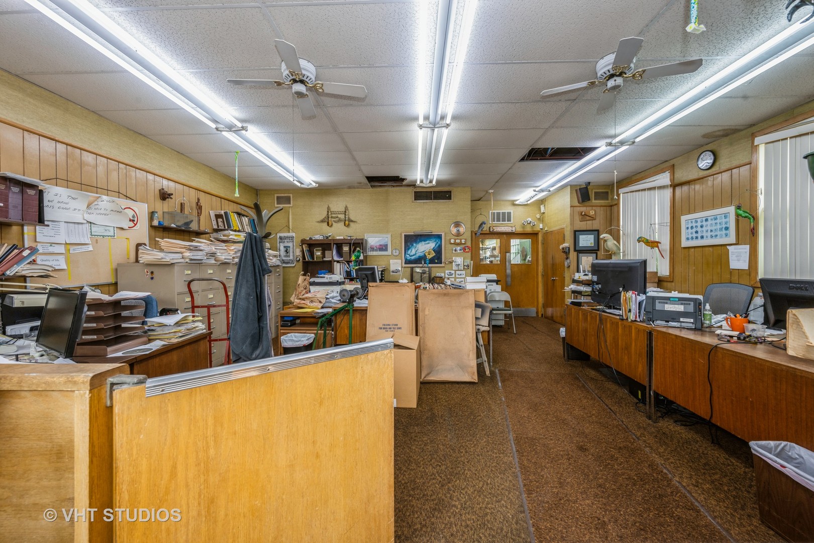 6712 N Crawford Avenue Property Photo 3
