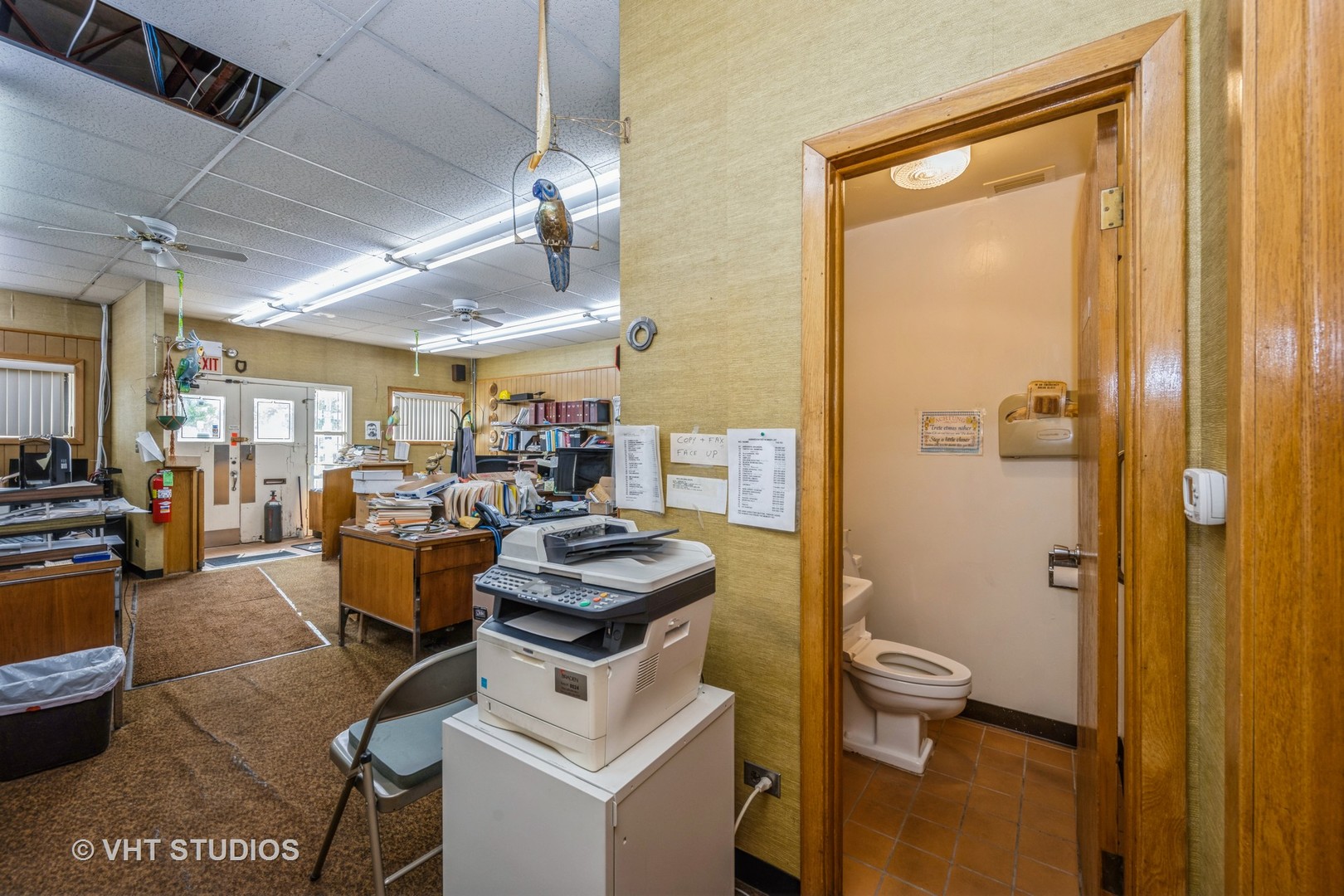 6712 N Crawford Avenue Property Photo 7