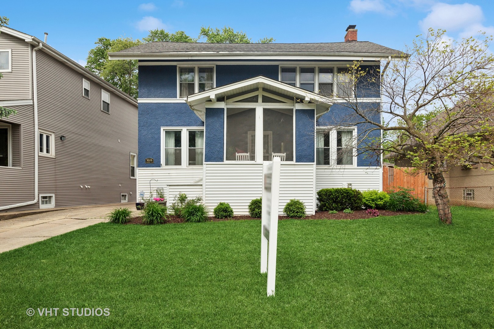 9606 S Vanderpoel Avenue Property Photo 1