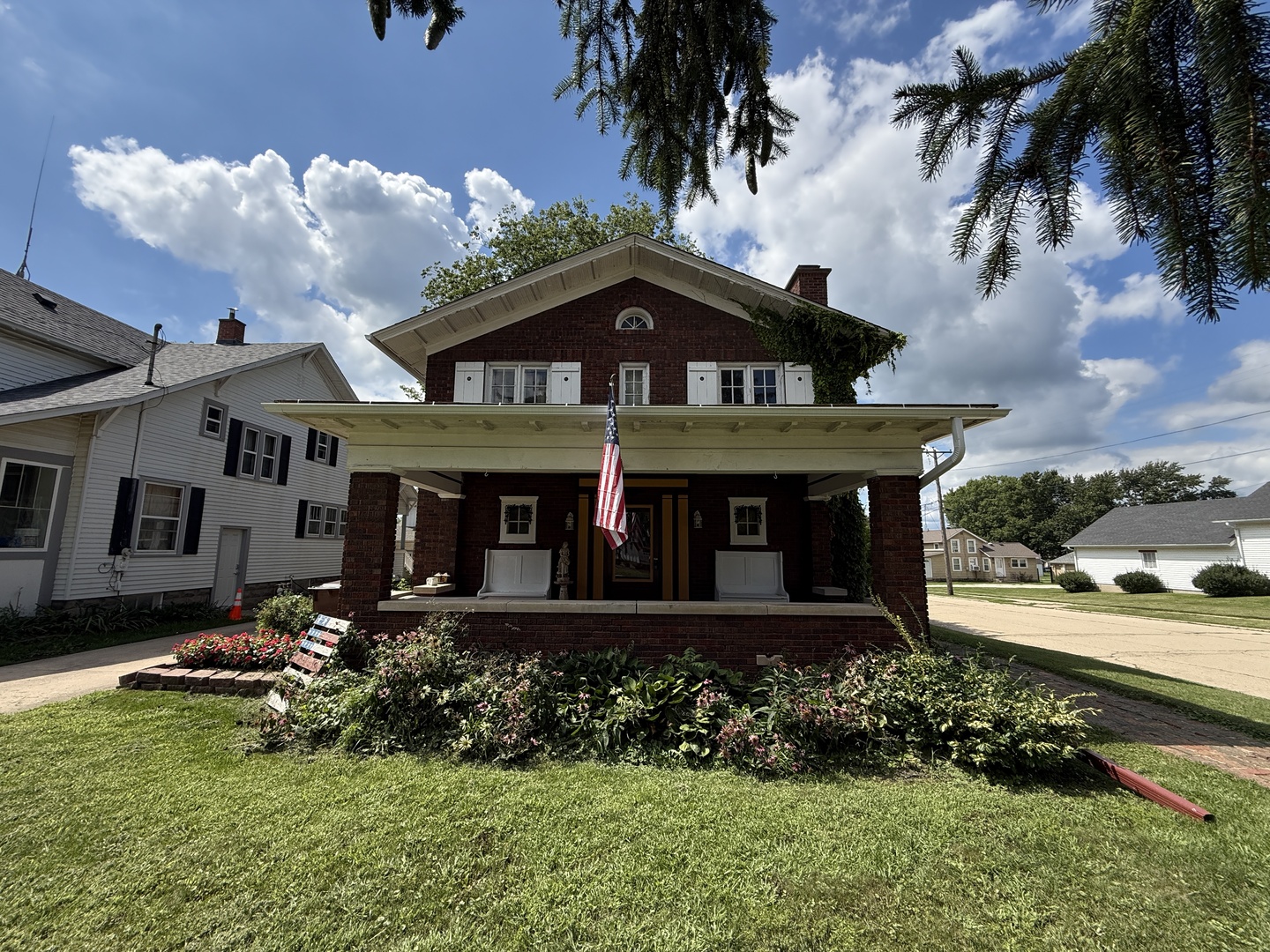 511 Richardson Avenue Property Photo 1