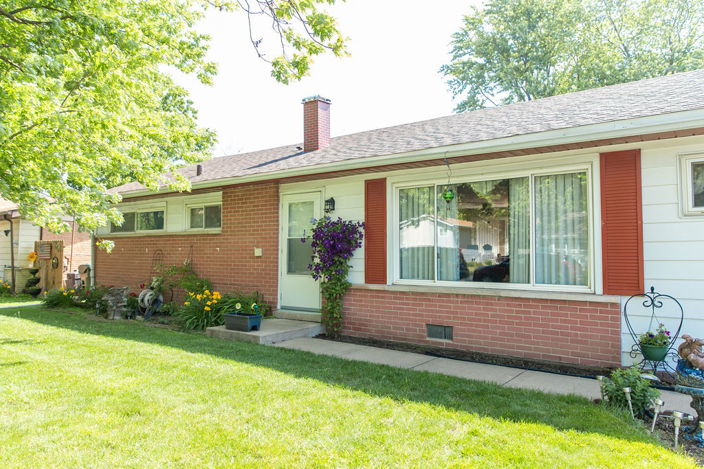15455 S Lawndale Ave Property Photo 1