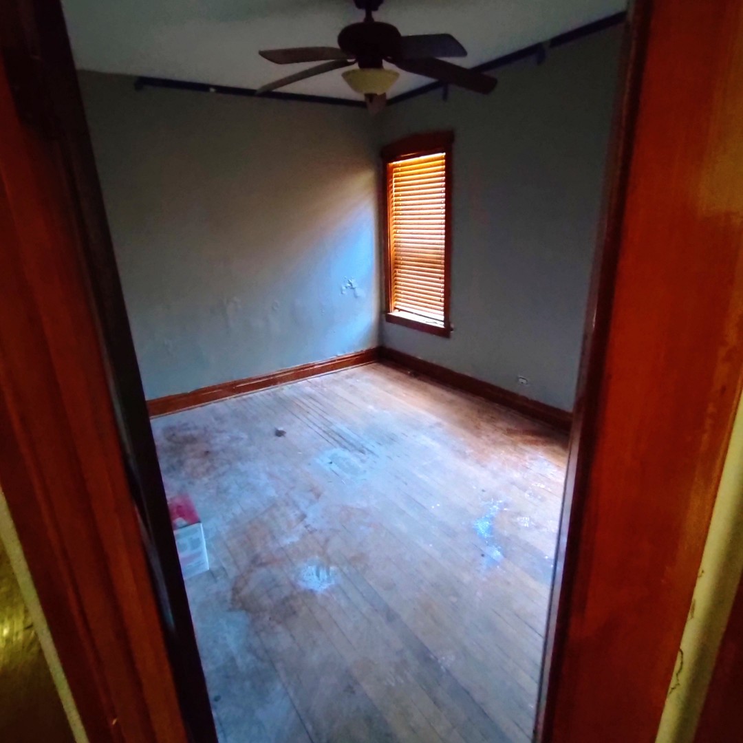 5131 W Fulton Street Property Photo 7