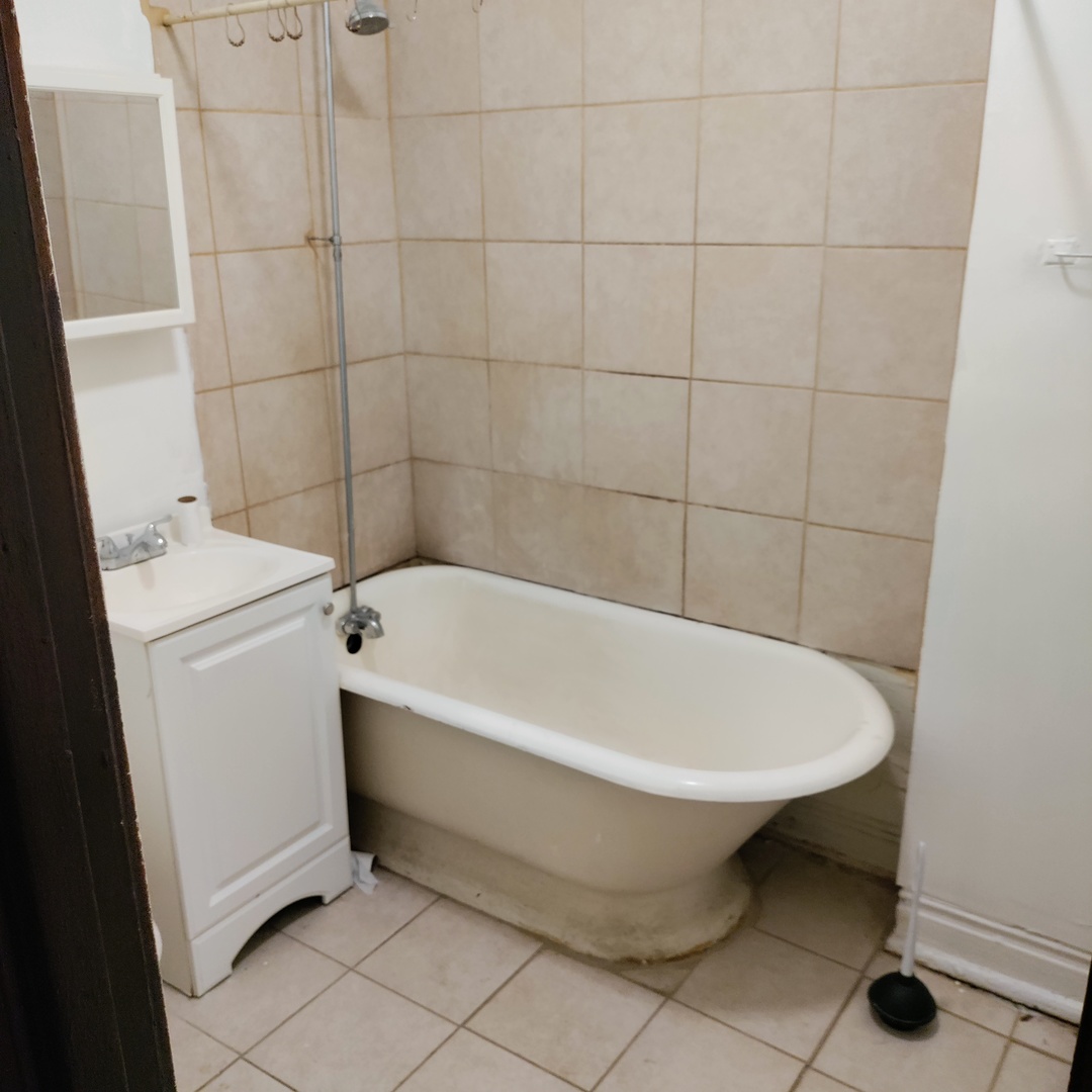 5131 W Fulton Street Property Photo 9