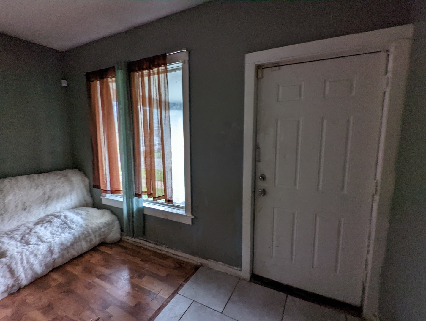 10515 S Perry Avenue Property Photo 5