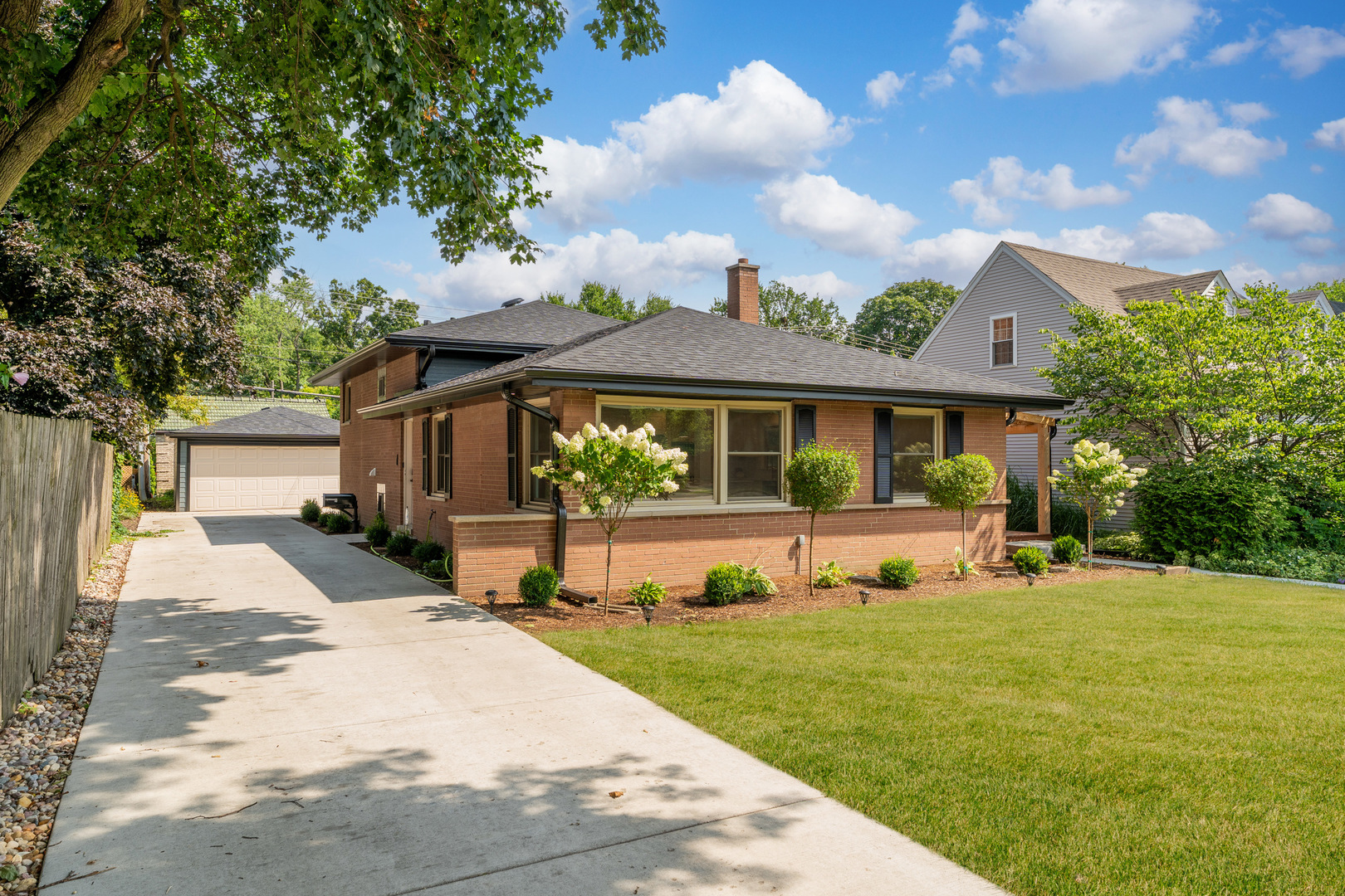 208 47th Street Property Photo 1