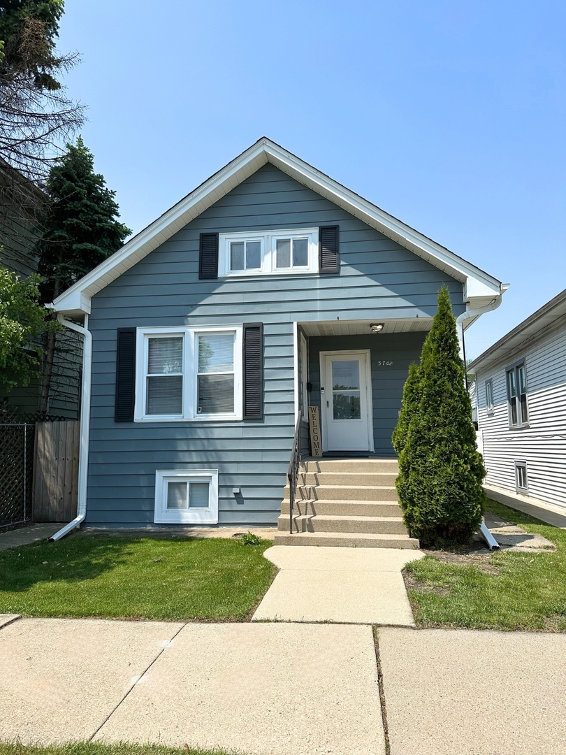 3708 N Oketo Ave Property Photo 1