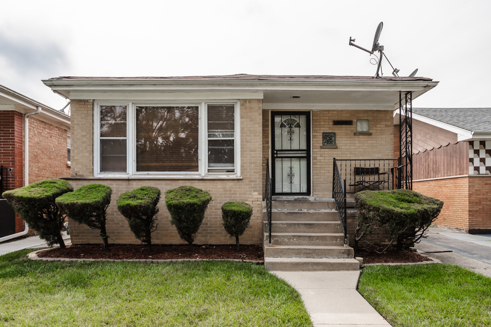 16530 Emerald Avenue Property Photo 1