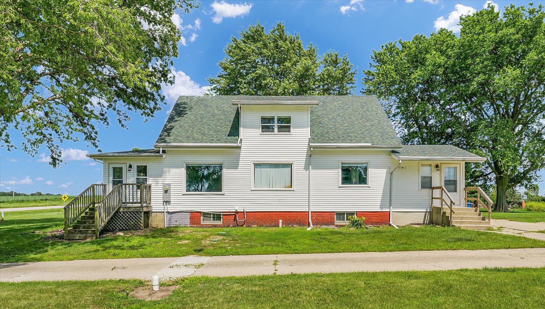 16886 State Route 9 Road Property Photo 1