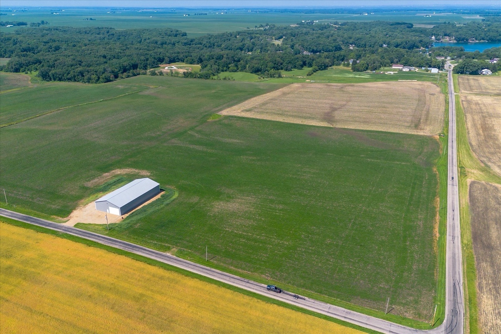 957 County Road 2000 E Property Photo 1