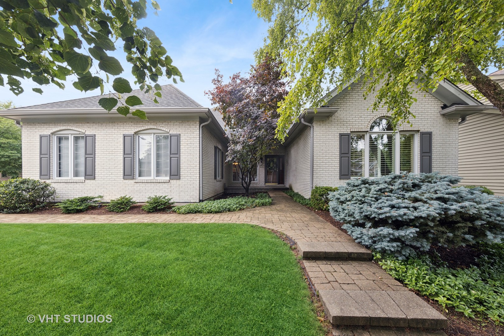 1384 Cranbrook Circle Property Photo 1