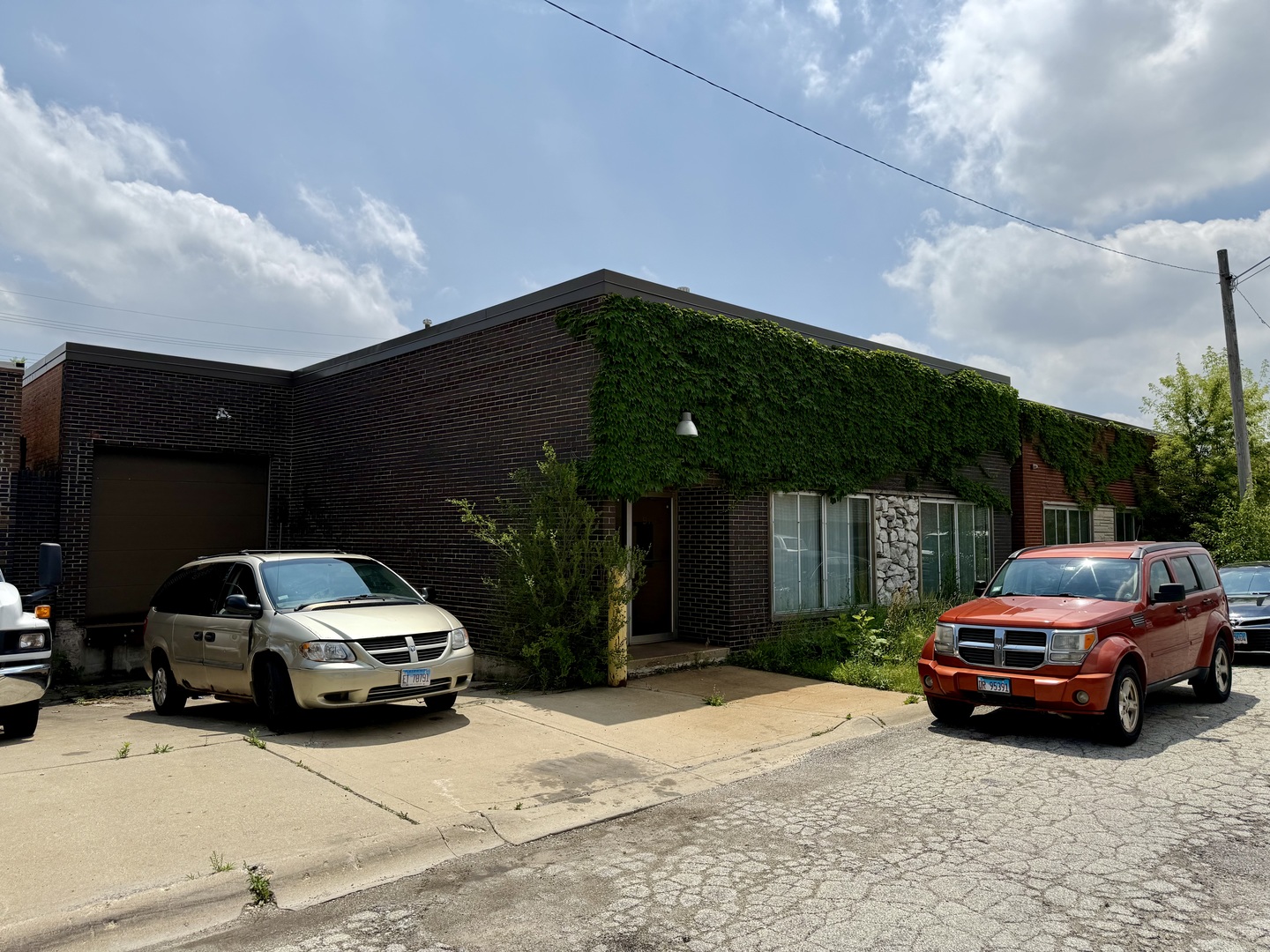 9125 Belden Avenue Property Photo 1