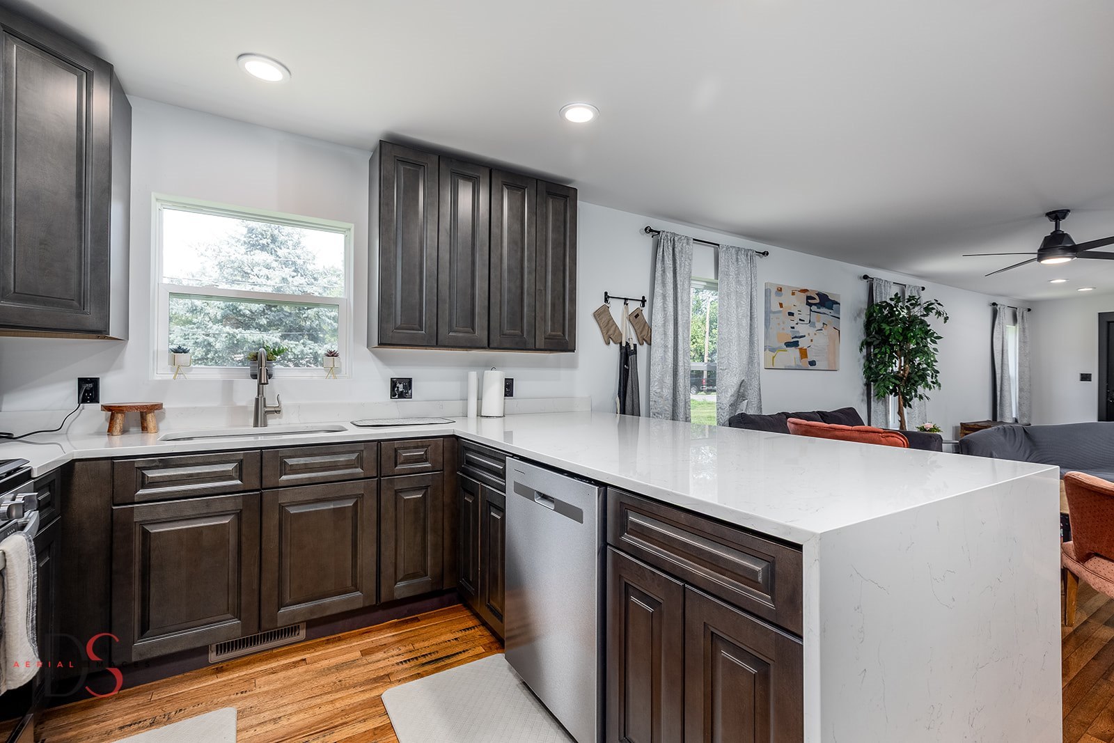 1845 Lasalle Street Property Photo 12