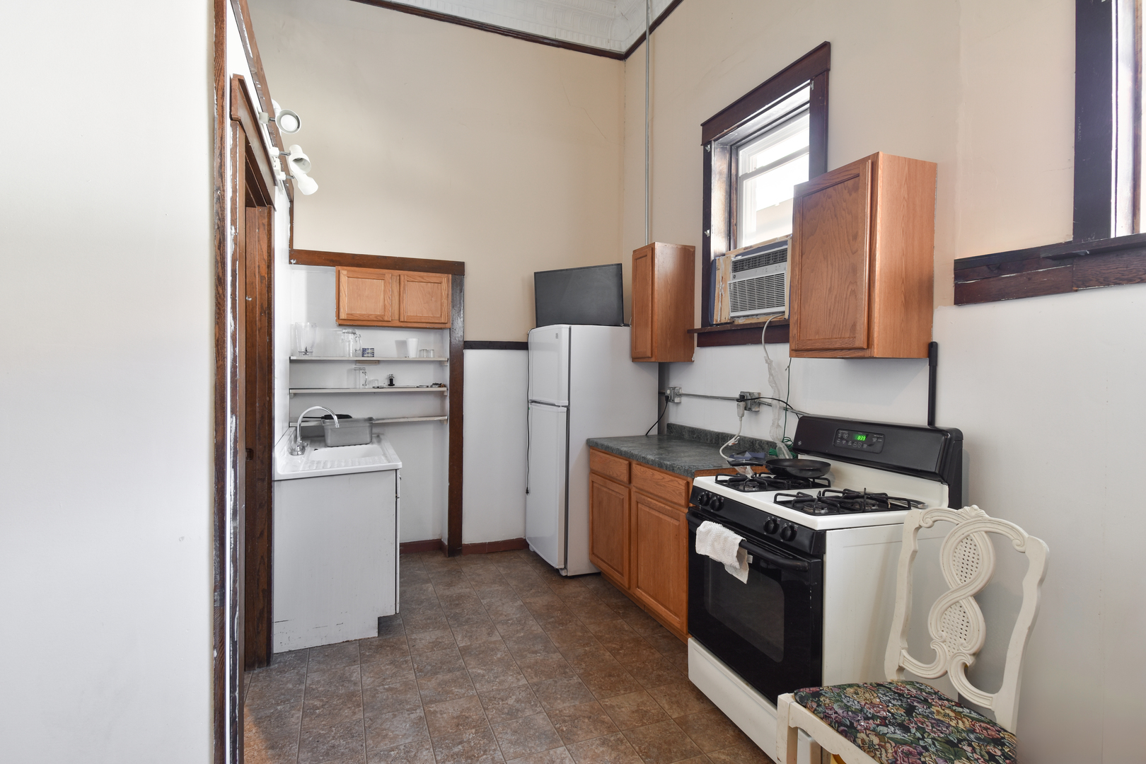 118 E Main Street Property Photo 55