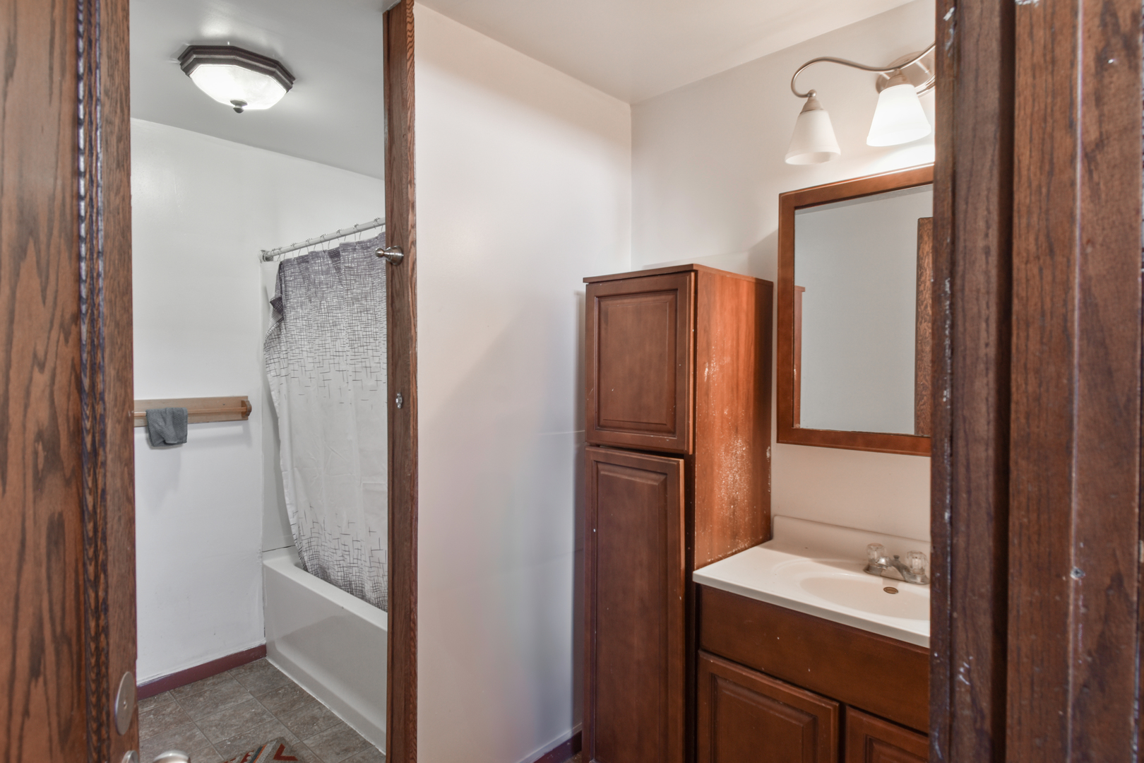 118 E Main Street Property Photo 56