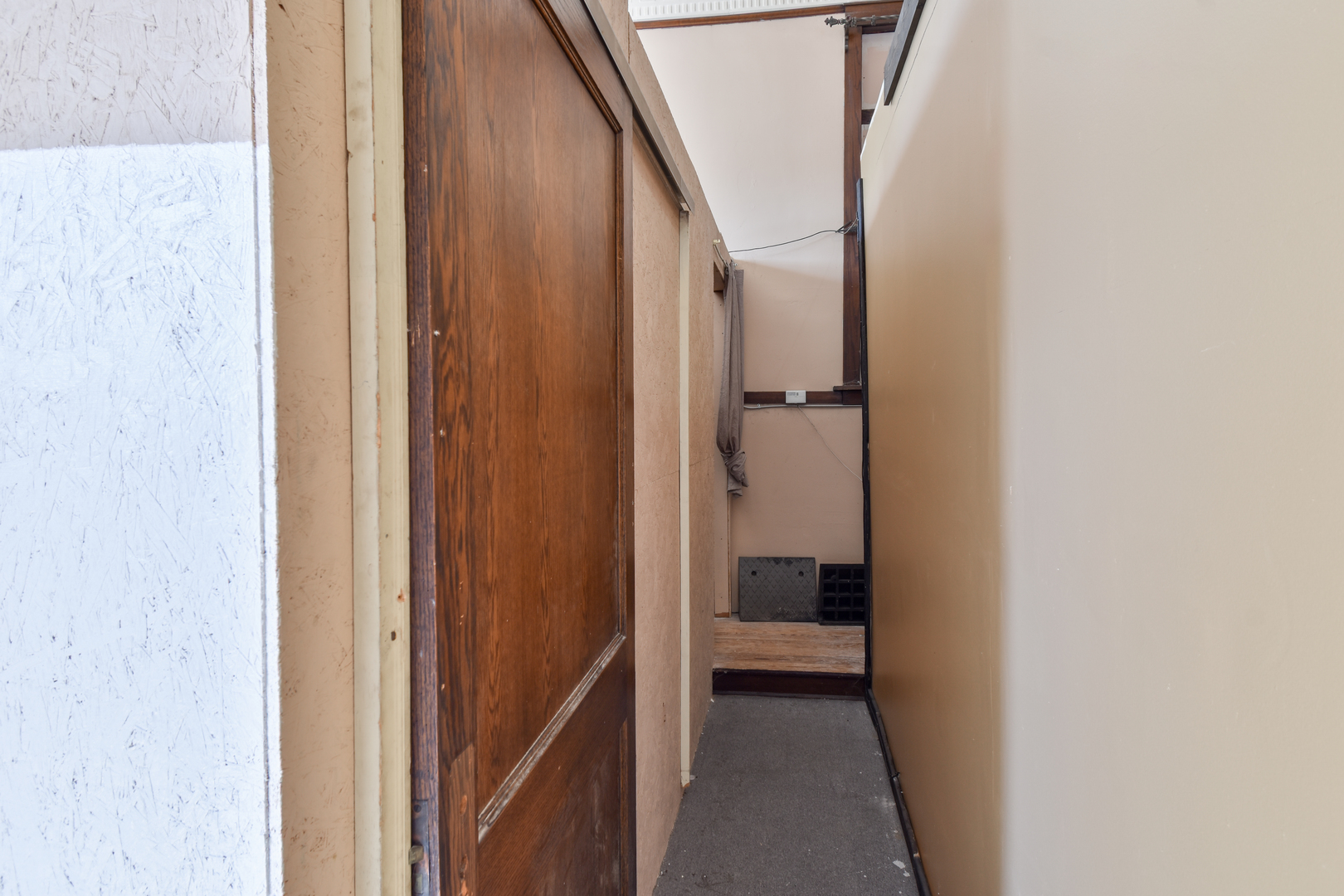 118 E Main Street Property Photo 63