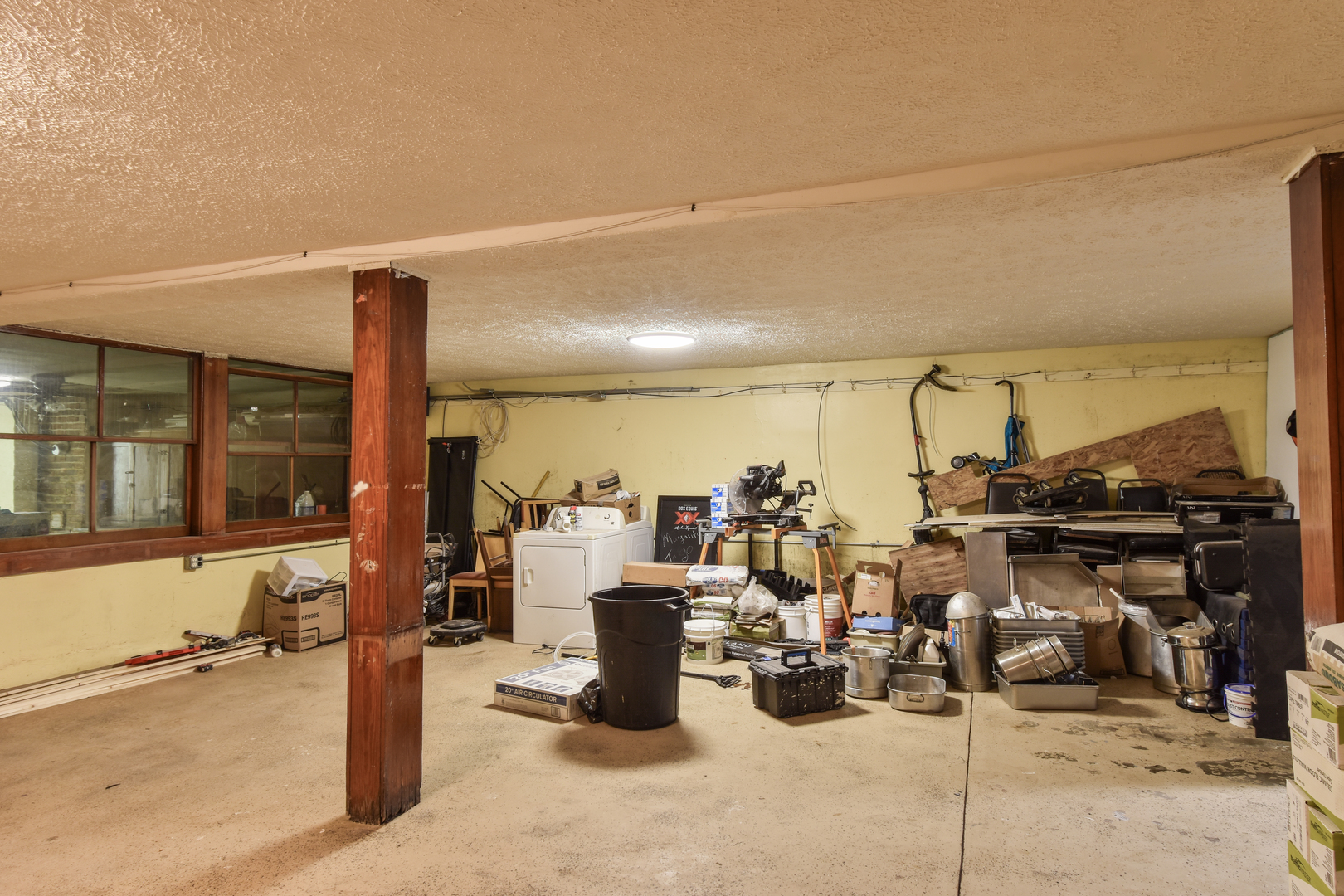 118 E Main Street Property Photo 74