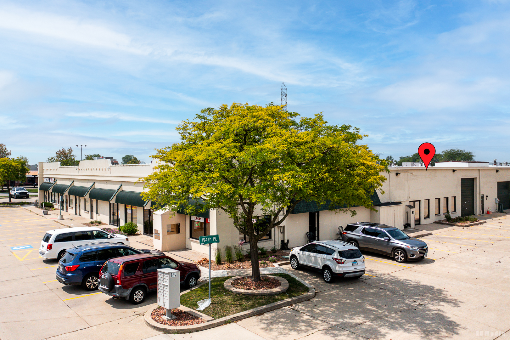 9607 194th Place Property Photo 1