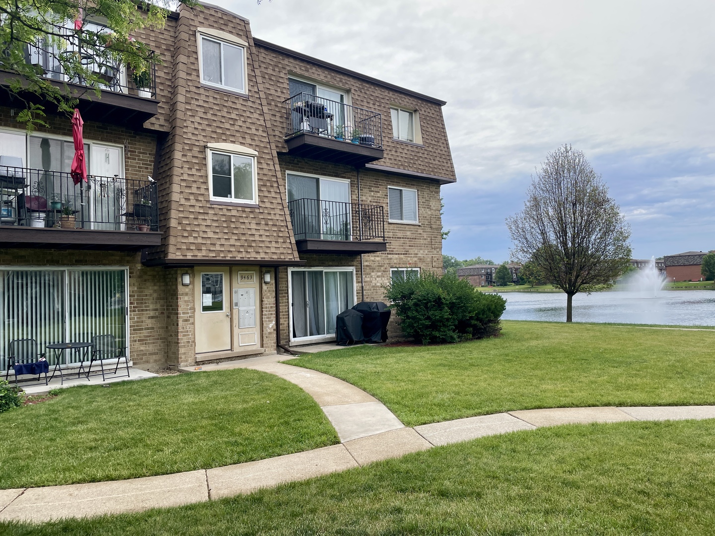 9463 Bay Colony Drive 2S Property Photo 1