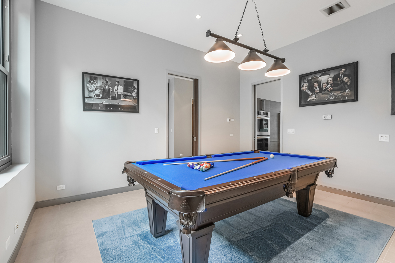 33 W Ontario Street Th5 Property Photo 13