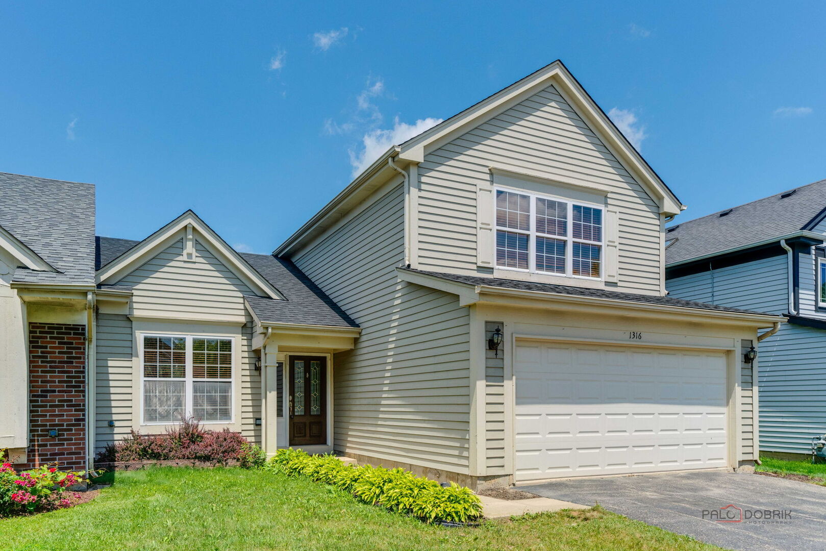 1316 DARNELL Drive