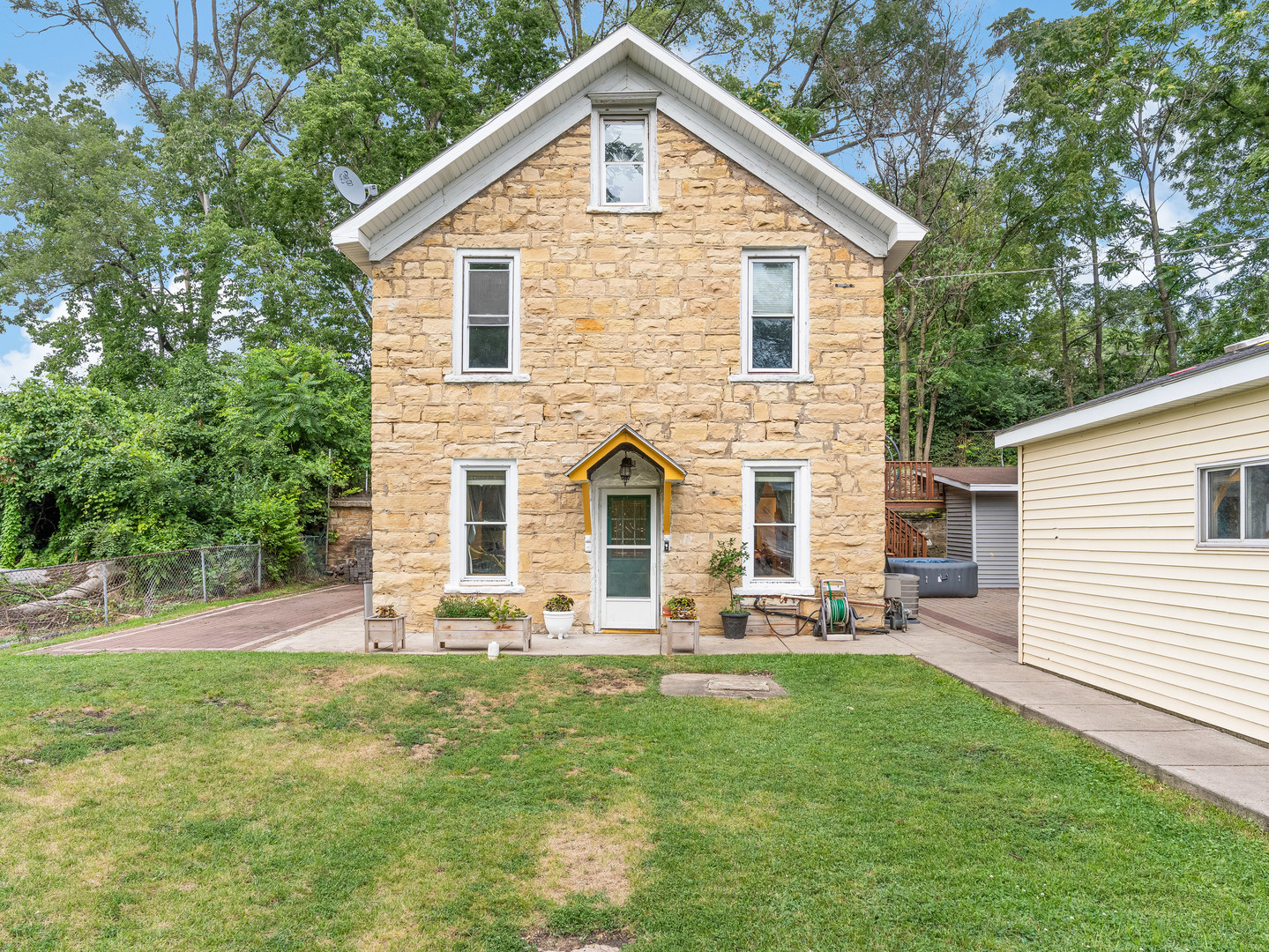618 Bush Street Property Photo 1