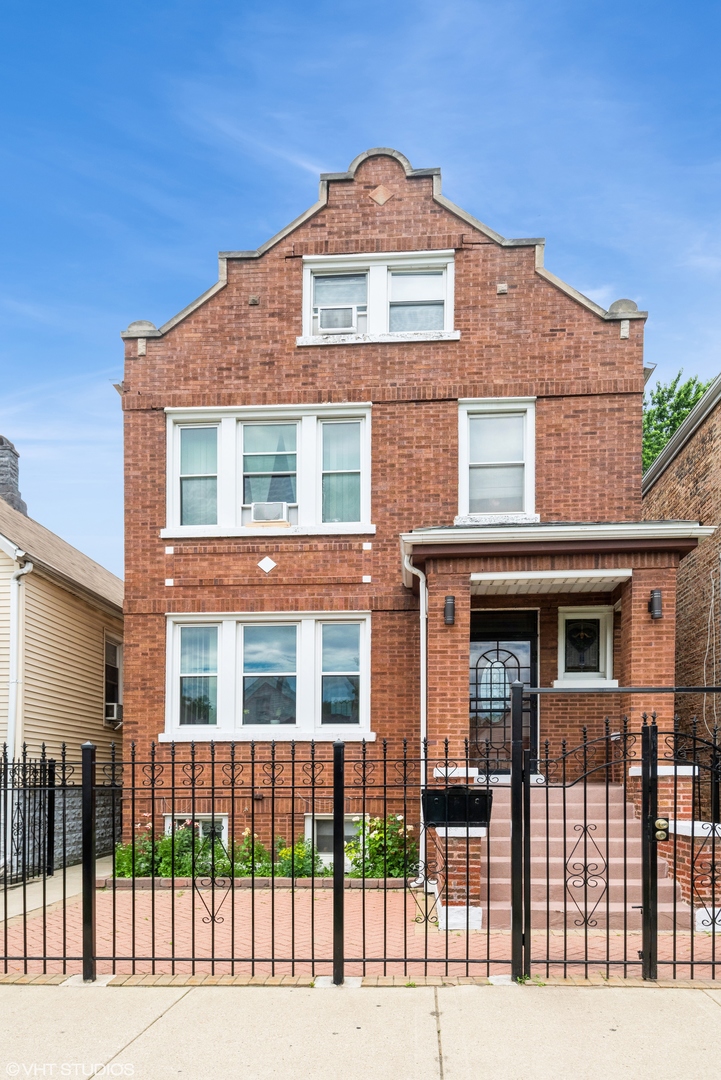 4330 S Talman Avenue Property Photo 1