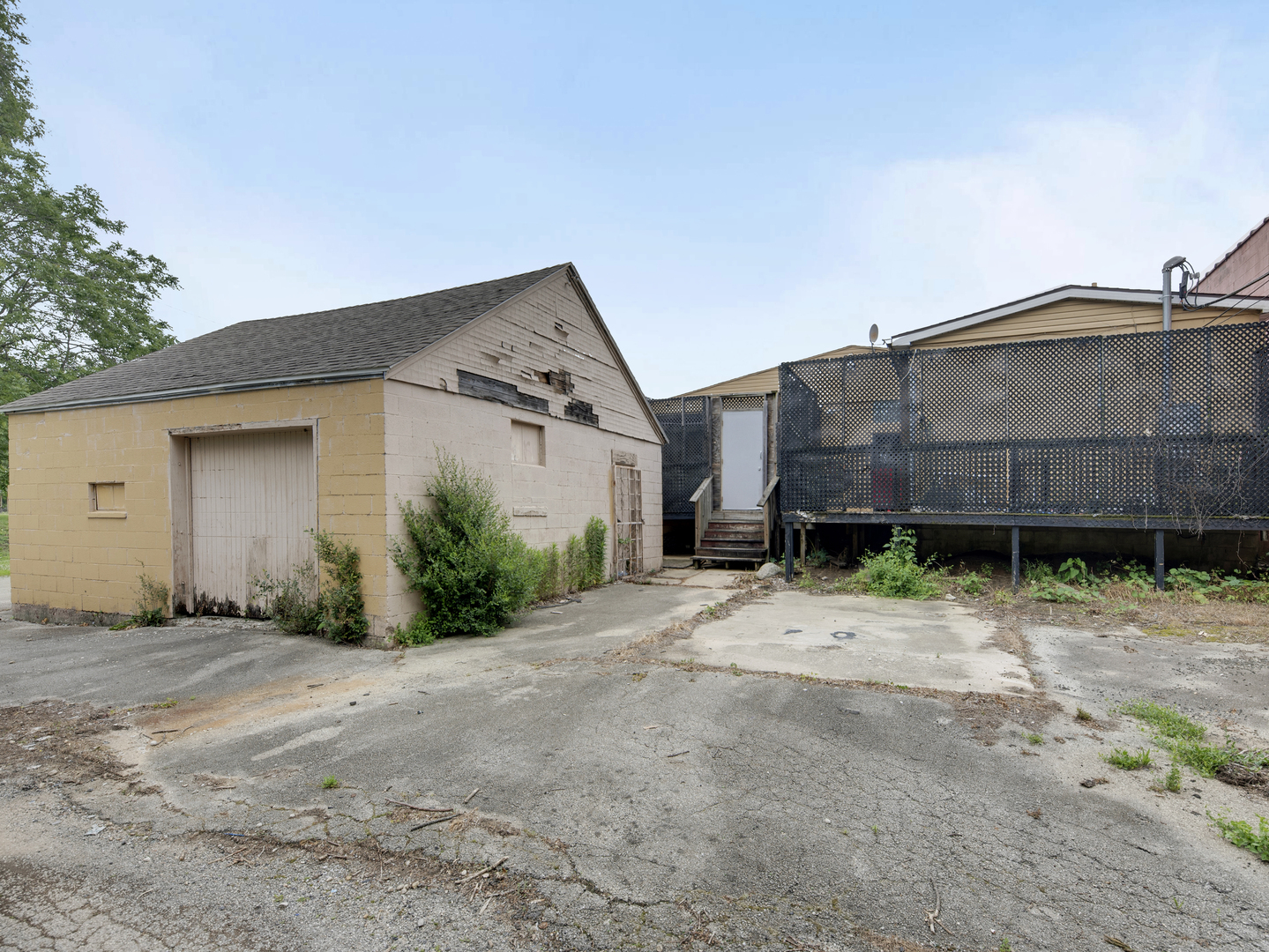 481 N Schuyler Avenue Property Photo 19