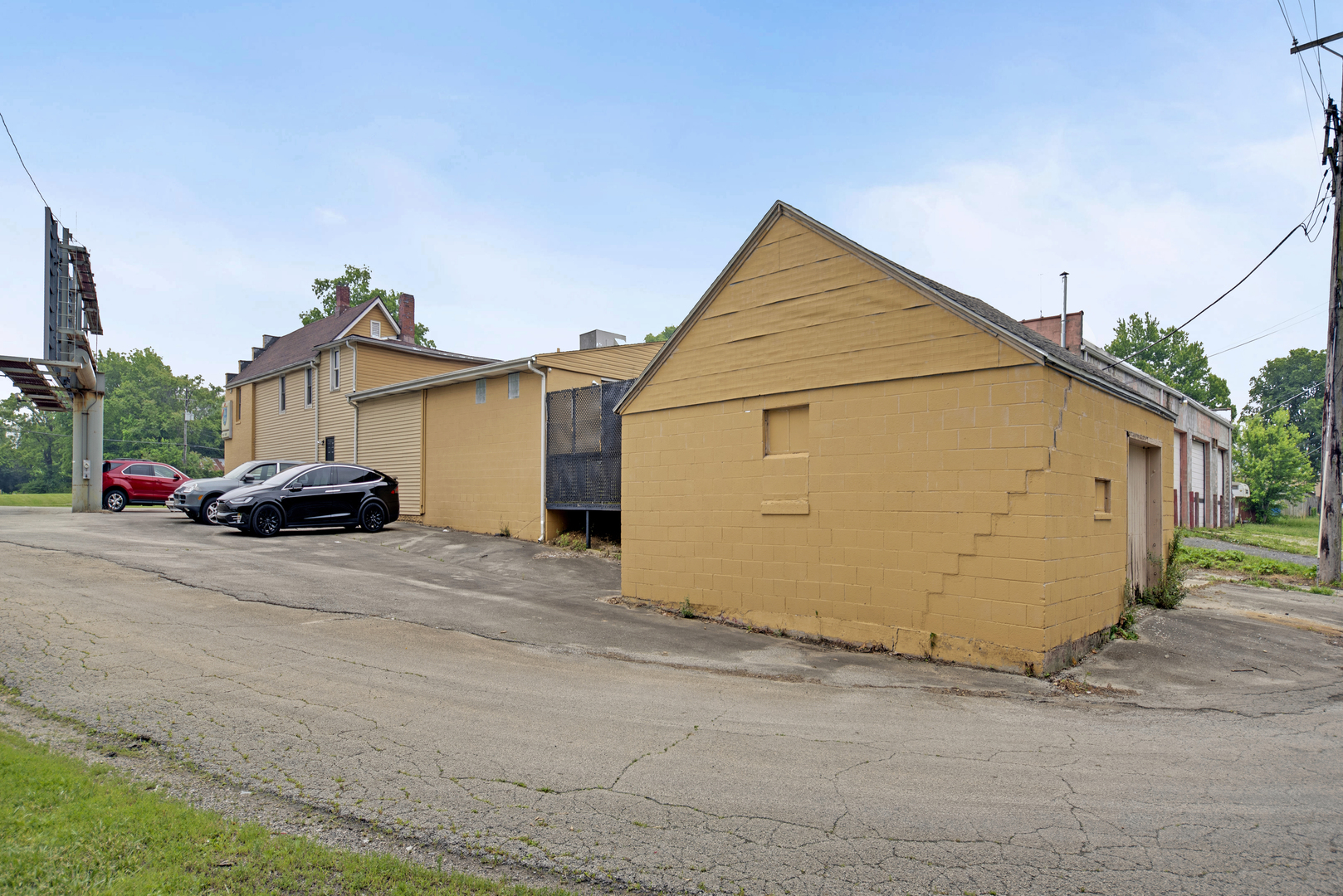 481 N Schuyler Avenue Property Photo 21