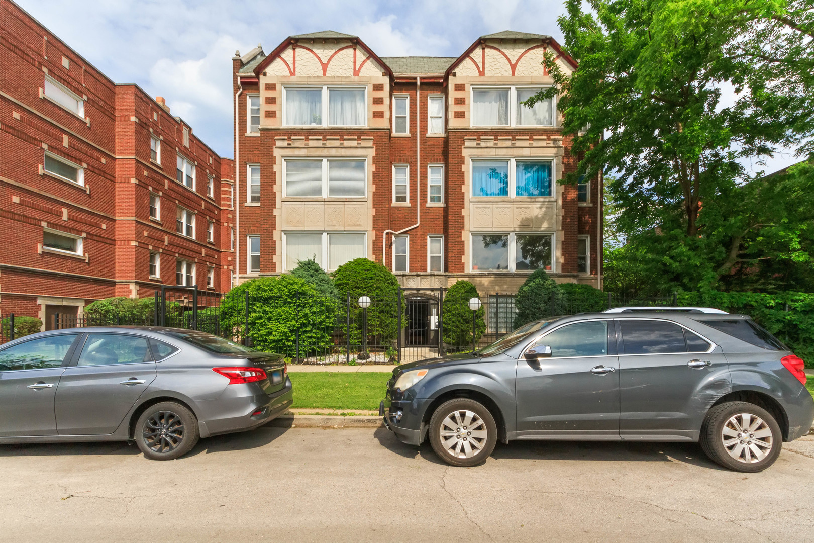 7317-19 S Luella Avenue Property Photo 1
