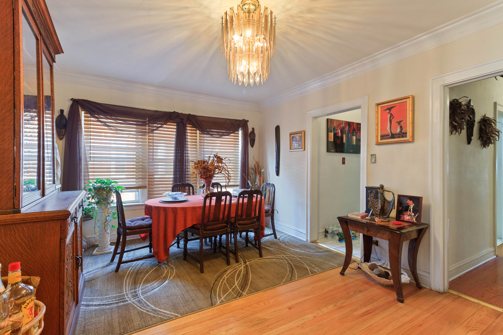 7317-19 S Luella Avenue Property Photo 8