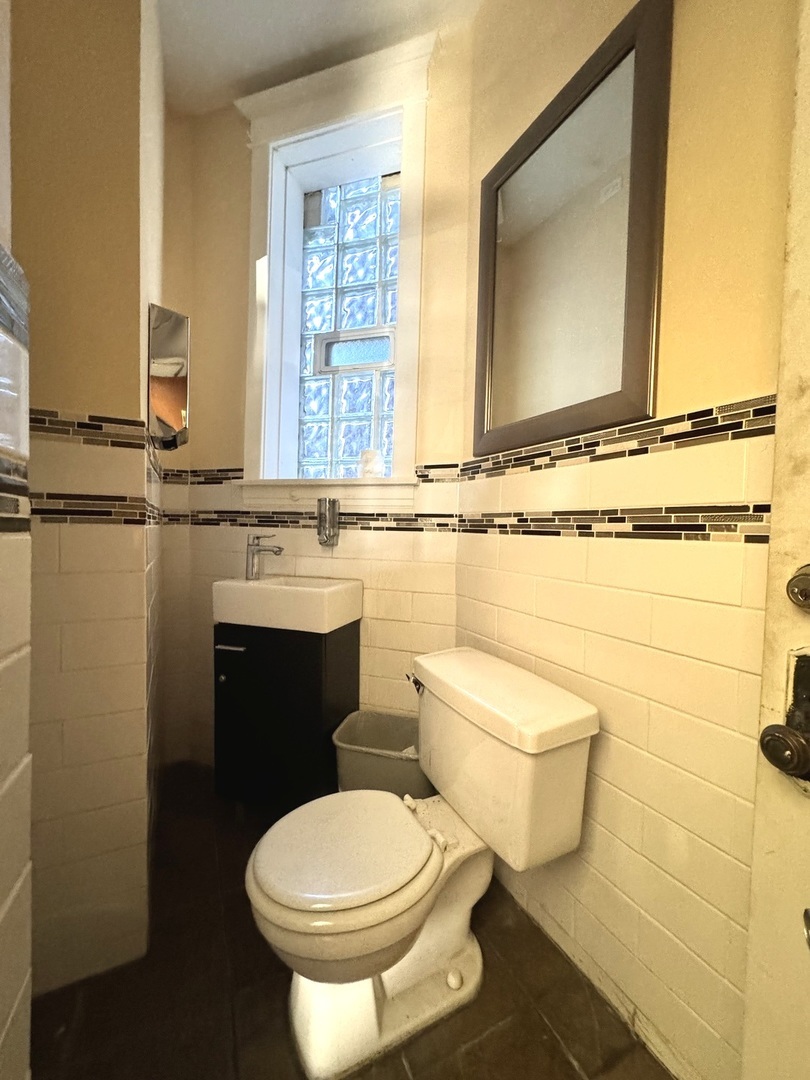 6238 Cermak Rd Road Property Photo 4