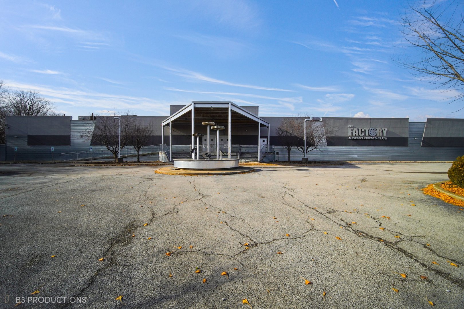 12054 S Doty Avenue Property Photo 2