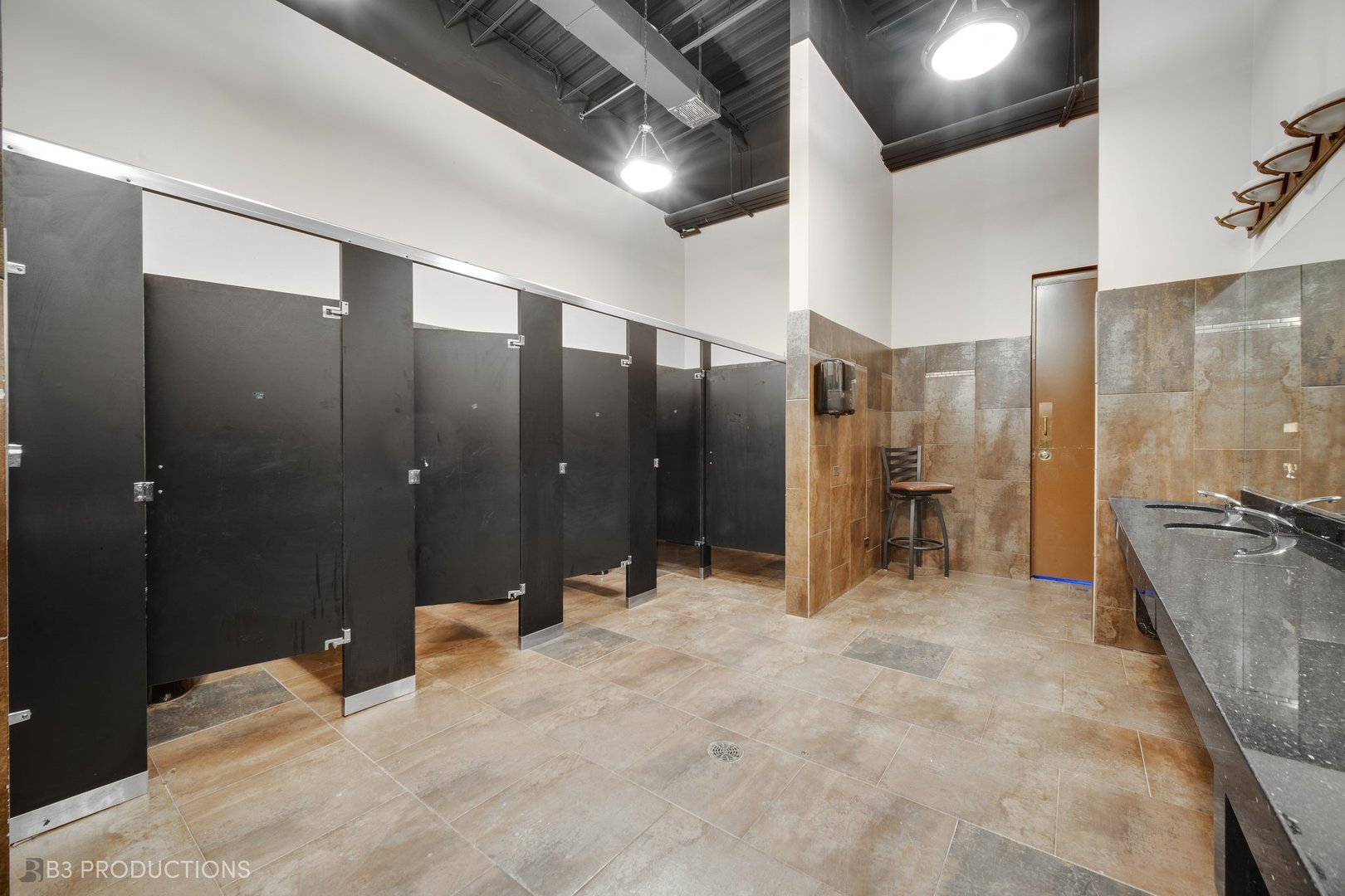 12054 S Doty Avenue Property Photo 34