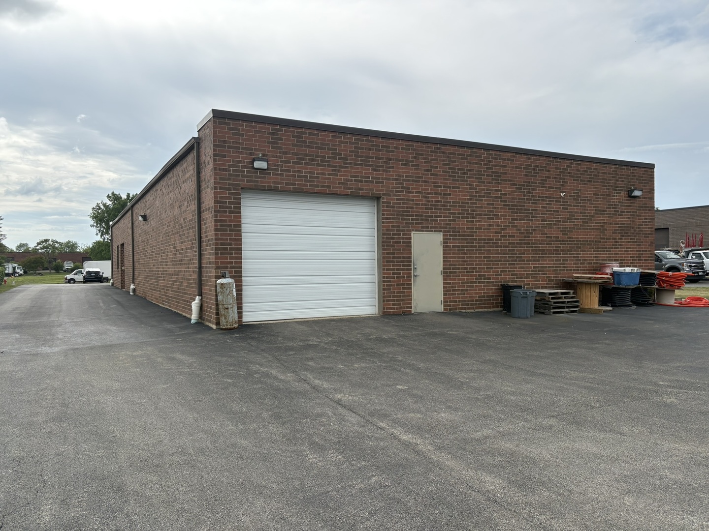 480 Telser Road Property Photo 4