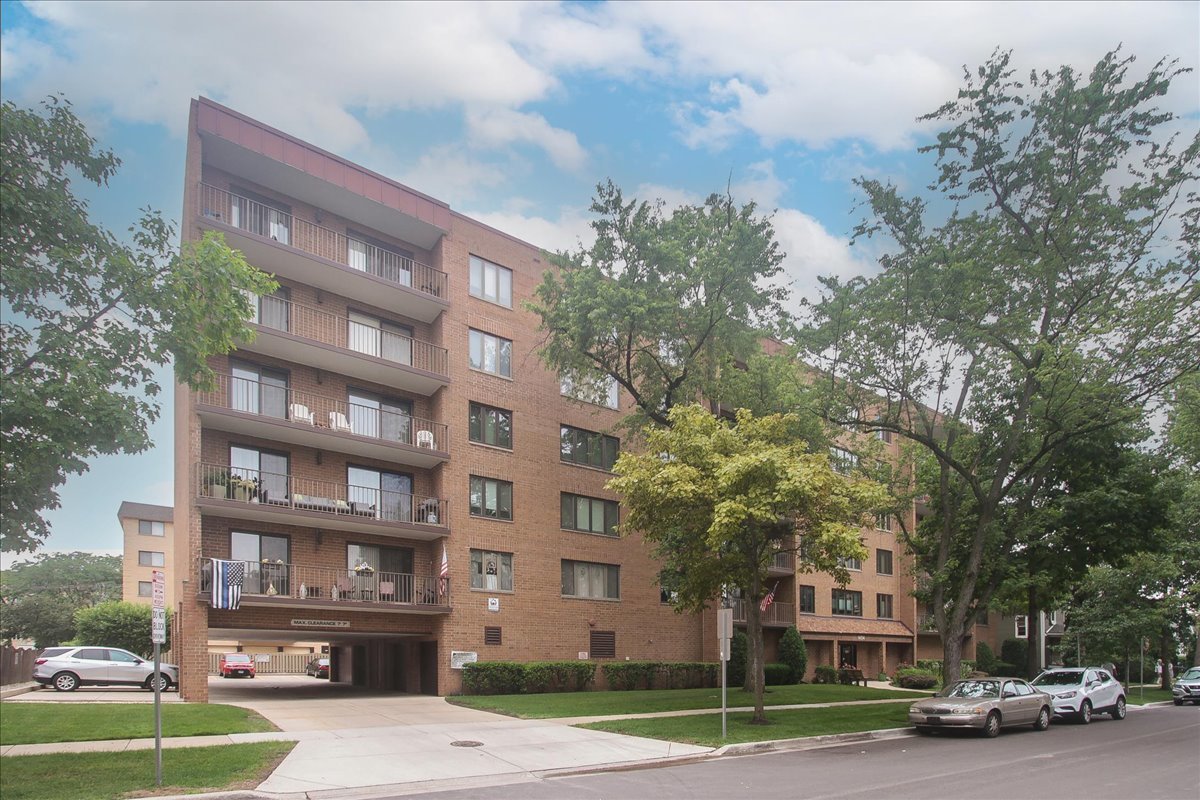 1454 Ashland Avenue 205 Property Photo 1